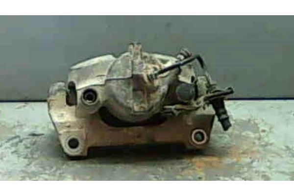 Recambio de pinza freno delantero derecha para renault laguna ii (bg0) 1.9 dci (bg05) referencia OEM IAM 7711135694  