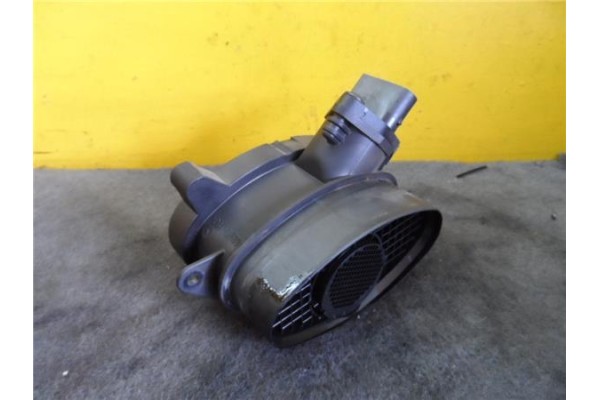 Recambio de caudalimetro para bmw serie 3 berlina (e46) 2.0 320d referencia OEM IAM 77870760 0928400468 