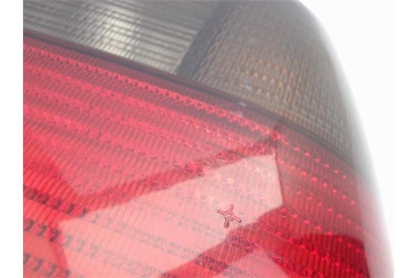 Recambio de piloto trasero derecho para seat ibiza (6k1) referencia OEM IAM 96224000  