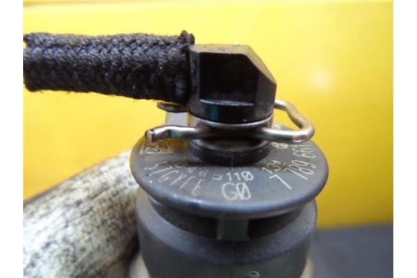 Recambio de inyector para bmw serie 3 berlina (e46) 2.0 320d referencia OEM IAM BRZ4ZNG2 7789661 0445110131 