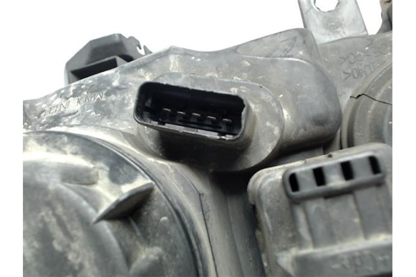 Recambio de faro delantero dcho para renault megane ii berlina 5p referencia OEM IAM 8200073221J 89307000 