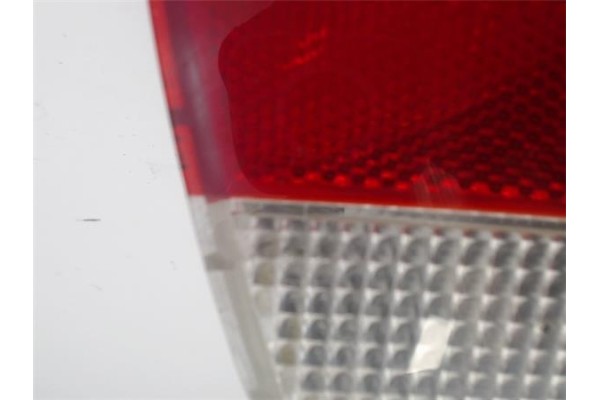 Recambio de piloto inferior trasero derecho para ford focus berlina (cak) referencia OEM IAM    Recambio de piloto inferior trasero derecho para ford focus berlina (cak) referencia OEM IAM