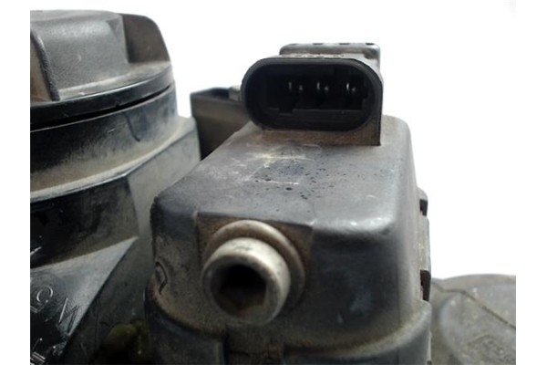 Recambio de faro delantero dcho para renault megane ii berlina 5p referencia OEM IAM 8200073221J 89307000 