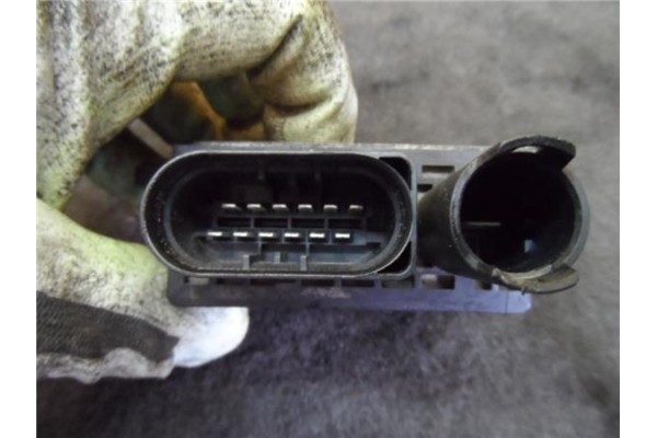 Recambio de caja precalentamiento para bmw serie 3 berlina (e46) 2.0 320d referencia OEM IAM 778682105 0522120101 