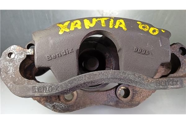 Recambio de pinza freno delantero izquierda para citroen xantia berlina 2.0 hdi 109 referencia OEM IAM 4400H5  