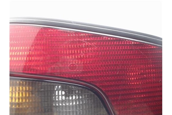 Recambio de piloto trasero izquierdo para peugeot 306 3/5 pt. (s1) referencia OEM IAM 635194  