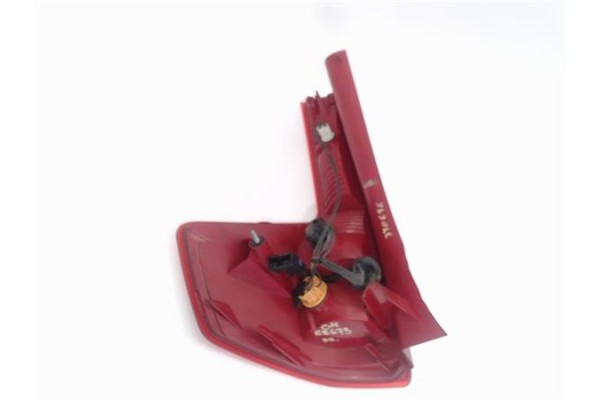 Recambio de piloto trasero derecho para citroen c4 berlina 1.4 16v referencia OEM IAM 9655863980 799980 