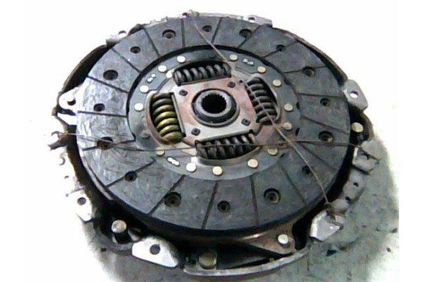 Recambio de kit embrague completo para hyundai h-1 furgón 2.5 td referencia OEM IAM   