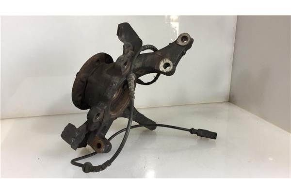 Recambio de mangueta delantero derecha para fiat iii evo punto (199) 1.4 dynamic referencia OEM IAM 51776377  