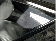 Recambio de faro delantero izquierdo para renault megane ii berlina 3p referencia OEM IAM 260604235R  