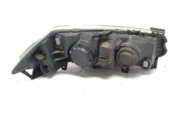 Recambio de faro delantero izquierdo para renault megane ii berlina 3p referencia OEM IAM 260604235R  