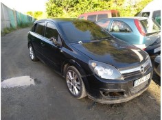 opel astra h berlina del año 2004