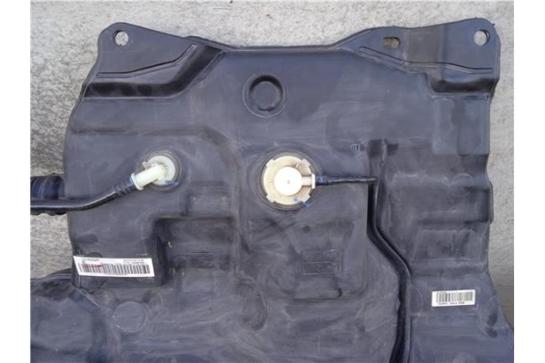 Recambio de deposito combustible para renault megane iv berlina 5p 1.2 experience referencia OEM IAM 8201530489 72025422R 