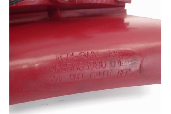 Recambio de piloto trasero derecho para citroen c4 berlina 1.4 16v referencia OEM IAM 9655863980 799980 