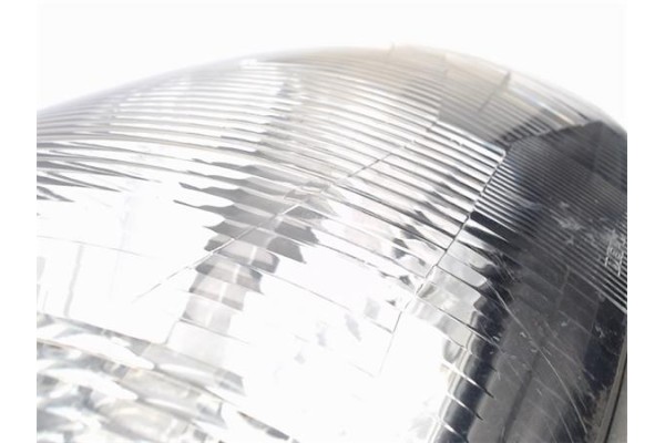 Recambio de faro delantero dcho para renault clio ii fase i (b/cb0) referencia OEM IAM 7701697618 67735101 