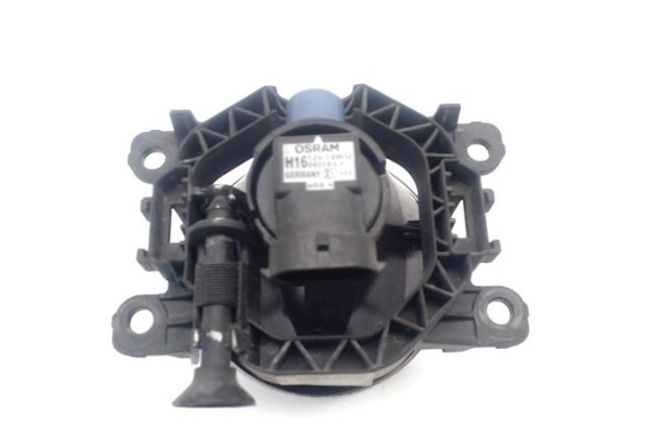 Recambio de faro antiniebla derecho para renault megane iv berlina 5p 1.2 experience referencia OEM IAM 261500097R  