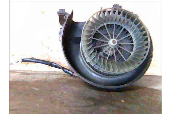 Recambio de motor calefaccion para renault kangoo i (f/kc0) d 65 1.9 (kc0e, kc02, kc0j, kc0n) referencia OEM IAM 7428950117  
