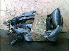 Recambio de juego cinturones trasero para kia carnival 2.9 crdi referencia OEM IAM 898204D130 898104D130 