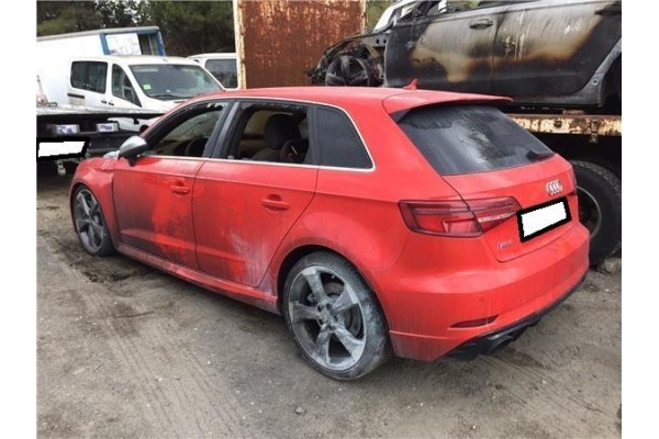 audi rs 3 sportback (8va)(03.2015) del año 