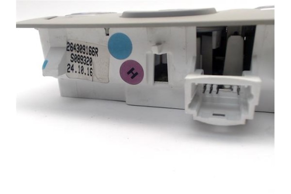 Recambio de luz delantero central techo para renault megane iv berlina 5p 1.2 experience referencia OEM IAM 969804882R  