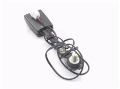 Recambio de anclaje cinturon delantero izquierdo para fiat stilo (192) 1.6 16v (192_xb1a) referencia OEM IAM 33023315  