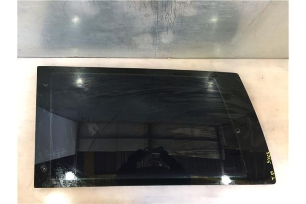 Recambio de luneta trasero para mercedes-benz clase v (638) 2.2 v 220 cdi (638.294) referencia OEM IAM   