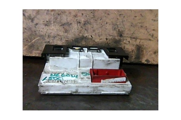 Recambio de reloj horario para renault megane ii (bm0/1_, cm0/1_) 1.5 dci referencia OEM IAM 8200107839  