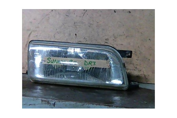 Recambio de faro delantero dcho para nissan sunny berlina (n14) 1.6 referencia OEM IAM B601063C12 N14 
