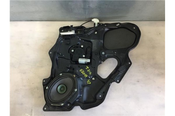 Recambio de elevalunas electrico trasero derecho para mazda 3 sedán (bk) 1.6 referencia OEM IAM   