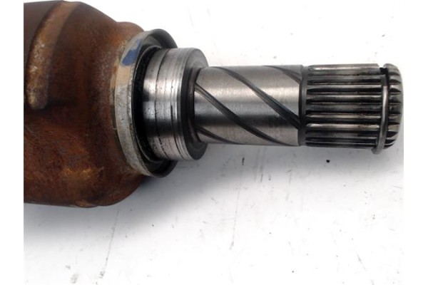 Recambio de palier delantero izquierdo para renault megane iv berlina 5p 1.2 experience referencia OEM IAM 391013124R 2697640 