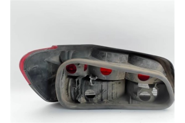 Recambio de piloto trasero derecho para peugeot 306 3/5 pt. / 4 pt. (s2) referencia OEM IAM   