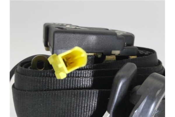 Recambio de cinturon seguridad delantero derecho para fiat stilo (192) 1.6 16v (192_xb1a) referencia OEM IAM 33021172  