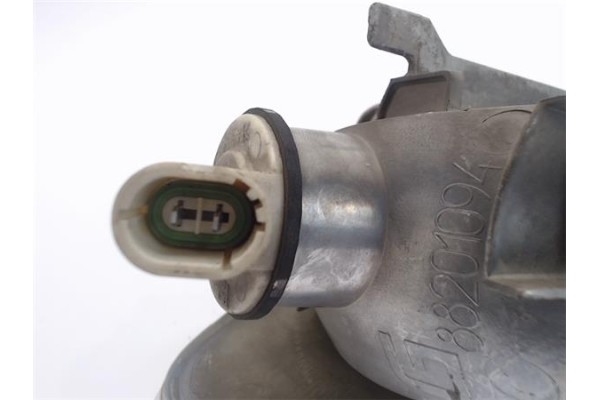 Recambio de intermitente delantero izquierdo para renault megane i berl./ berl. con portón (ba0) referencia OEM IAM 7700831466  