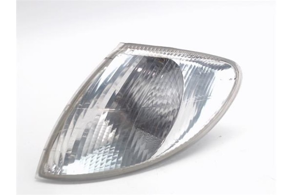 Recambio de intermitente delantero izquierdo para renault megane i berl./ berl. con portón (ba0) referencia OEM IAM 7700831466  