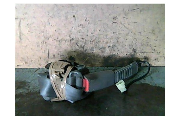 Recambio de juego cinturones delantero para ssangyong musso 2.9 d referencia OEM IAM 7461007000AAR 7462007000AAR 