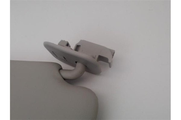 Recambio de parasol izquierdo para renault megane iv berlina 5p 1.2 experience referencia OEM IAM 964019764R  