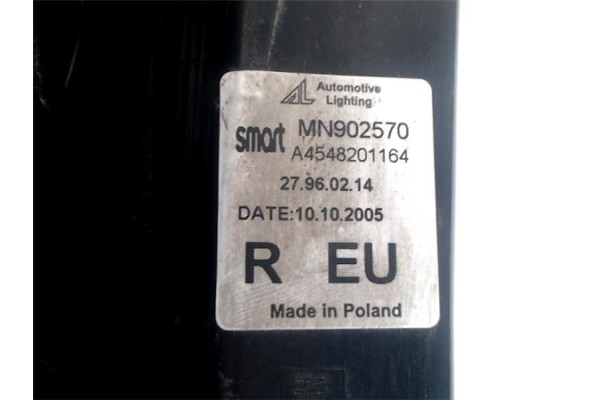 Recambio de piloto trasero derecho para smart forfour 1.5 cdi (50kw) referencia OEM IAM A4548200064  