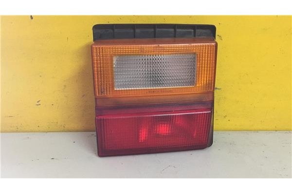 Recambio de piloto interior izquierdo para audi 100 berlina (443) 1.8 básico referencia OEM IAM E18734R23  