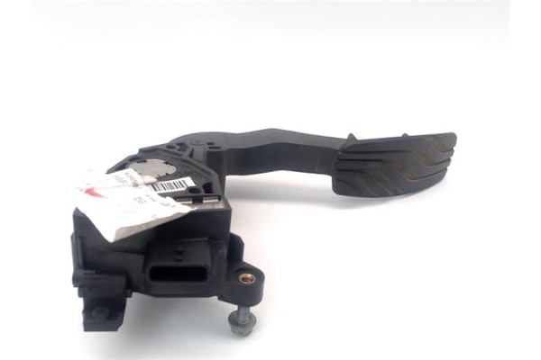 Recambio de pedal acelerador para renault megane iv berlina 5p 1.2 experience referencia OEM IAM 180026830R 180023067R 