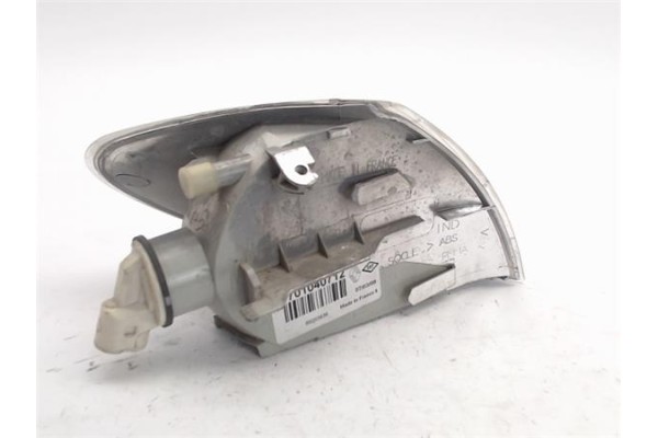 Recambio de intermitente delantero izquierdo para renault megane i coupe (da0) referencia OEM IAM 7701040712 88203936 
