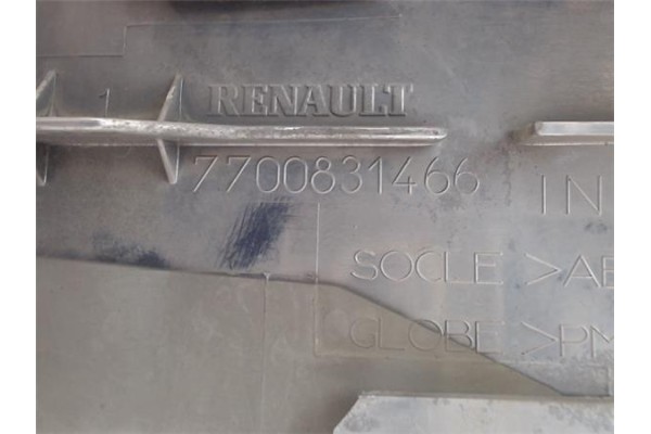 Recambio de intermitente delantero izquierdo para renault megane i berl./ berl. con portón (ba0) referencia OEM IAM 7700831466 8