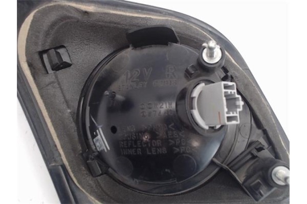 Recambio de piloto porton trasero derecho para mazda 3 berlina (bk) referencia OEM IAM   