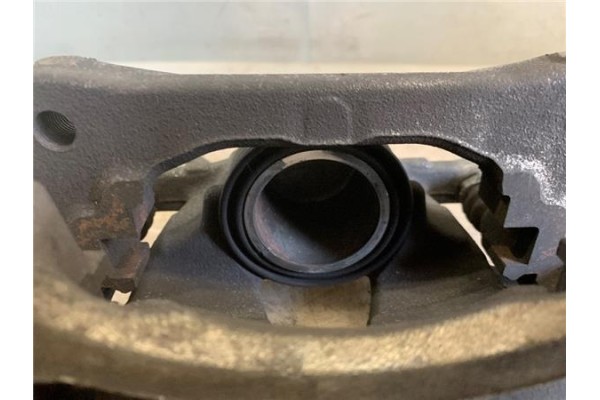 Recambio de pinza freno delantero derecha para renault megane iv berlina 5p 1.2 experience referencia OEM IAM 410012354R  