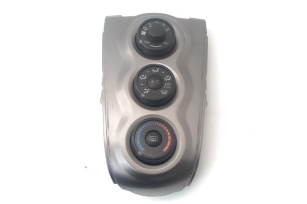 Recambio de mandos calefaccion / a.a. para toyota yaris (ksp9/scp9/nlp9) 1.0 vvt-i referencia OEM IAM 55900-0D220-B0  