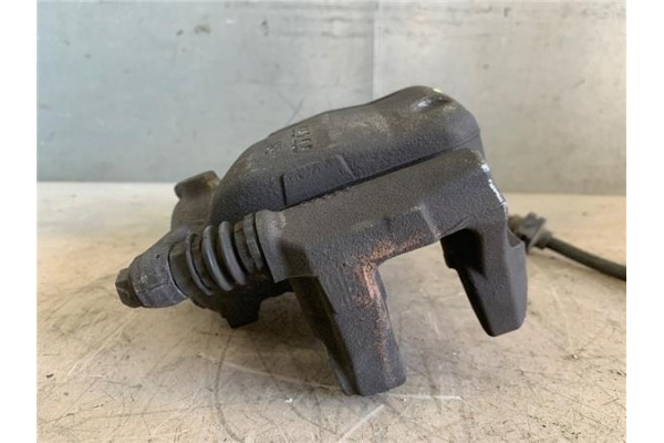 Recambio de pinza freno delantero izquierda para renault megane iv berlina 5p 1.2 experience referencia OEM IAM 410110528R  