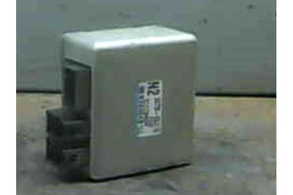 Recambio de centralita para suzuki swift iii (sg) 1.3 referencia OEM IAM Q1T23882M 3872063J10 