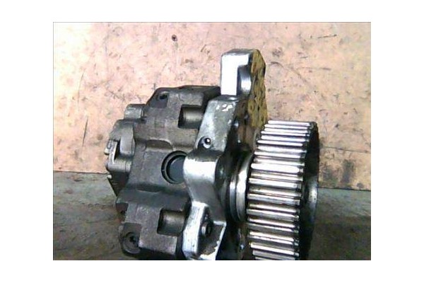Recambio de bomba inyectora para nissan primera berlina (p12) 1.9 dci referencia OEM IAM 8200108225 0445010075 