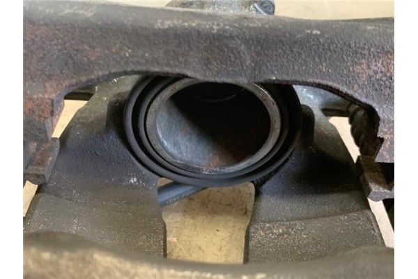 Recambio de pinza freno delantero izquierda para renault megane iv berlina 5p 1.2 experience referencia OEM IAM 410110528R  
