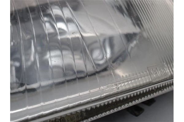 Recambio de faro delantero dcho para citroen xantia berlina referencia OEM IAM 88205034  