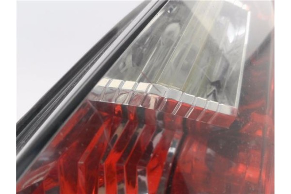 Recambio de piloto trasero derecho para fiat stilo (192) 1.6 16v (192_xb1a) referencia OEM IAM 46823705  